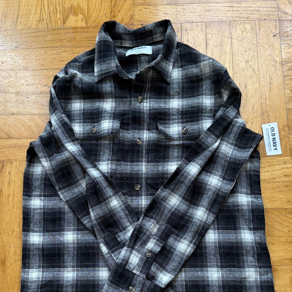 Old Navy Black & Gray Plaid Button-Down Shirt - Men's